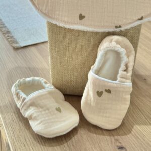 Jolis coeurs - Chaussons bébé doublés en polaire de coton biologique